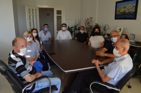 Kahramanmaraş Gençlik ve Spor İl Müdürü Cemil Boz, Kahramanmaraş Gazeteciler Cemiyetine (KGC) iadeyi ziyarette bulundu. 