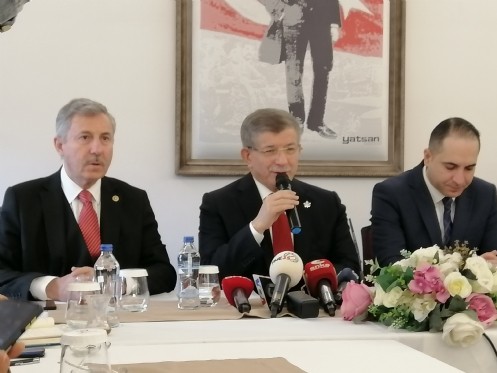 Davutoğlu İzmir