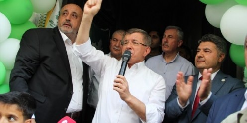 Davutoğlu`ndan Malatya ve Diyarbakır Çıkartması