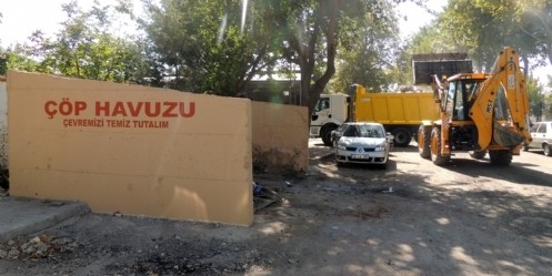 Rüzgâra karşı çöp havuzları faaliyette