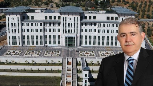 Başkan Mahçiçek`ten Hem Anlamlı Hem De Sürprizli Tıp Bayramı Mesajı