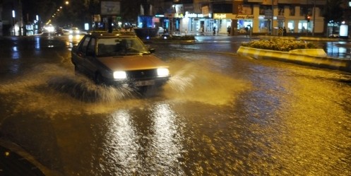 Sağanak; Hayatı Olumsuz Etkiledi