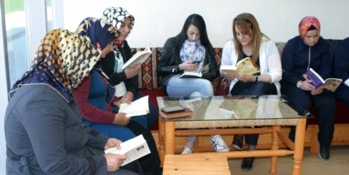 Büyükşehir Kadınları Kitap Okuyor
