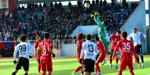 Sezonun son haftasında deplasmanda 1 puan;1-1