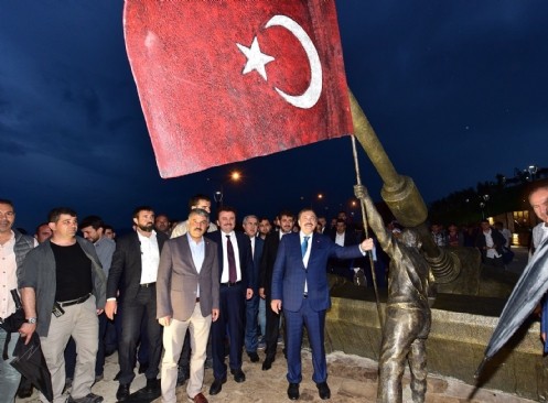 15 Temmuz Millet Bahçesi Resmen Açıldı