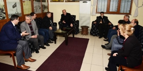 Başkan Okay Fevzi Paşa`da Muhtarlarla Bir Araya Geldi