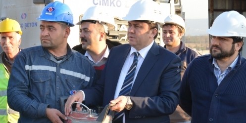Güneşevler konutlarında ilk harç konuldu
