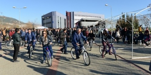 KSÜ İki Teker, Obezite ve Kalbe Yeter