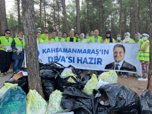 DEVA Partisi Ormanlarımızda Çevre Temizliği Başlattı