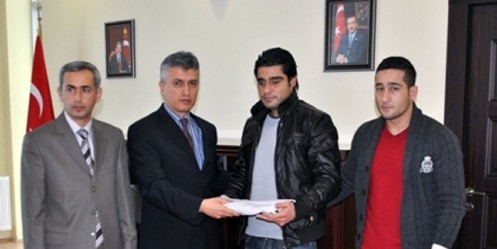 Gazi, Cumhurbaşkanı`ndan istediği bilgisayara kavuştu 