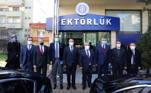 Ak Parti Milletvekilleri İstiklal Üniversitesi