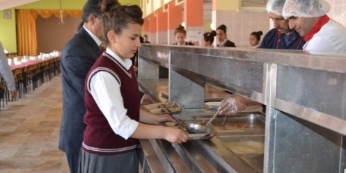 Atalarının 99 Yıl Önceki Öğünlerini Yediler
