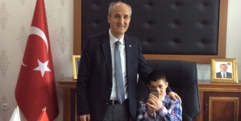 Down sendromlu öğrencilerden Okay`a ziyaret

