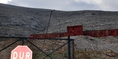 Yüksekten Düşen Genç Ağır Yaralandı