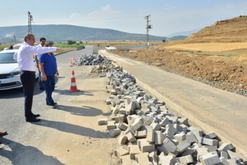 Dulkadiroğlu`nda Kırsal Mahallelere Yatırım Sürüyor