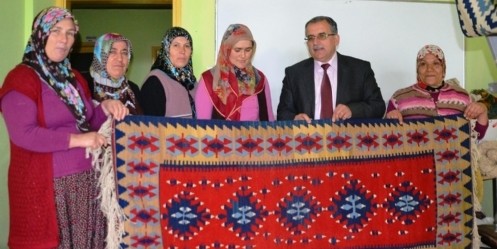 Andırın`da kilimcilik yeniden canlanıyor
