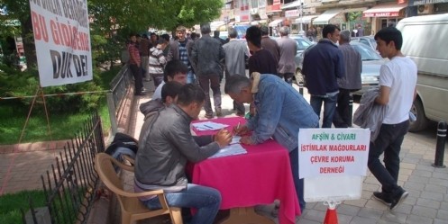 ``Köyüne sahip çık`` imza kampanyası düzenlendi 
