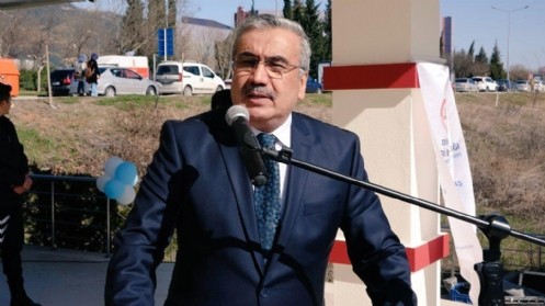  Evlerimizi Mescide Çevirip Sosyal 
  Mesafeye de Uyarak Cemaatle 
    Namazımızı İfa Edelim