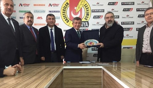 Davutoğlu; `` Yerel Basın Halkın Gerçek Sözcüsüdür``