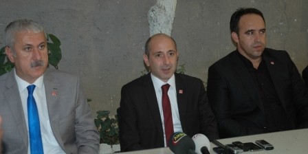 Cumhurbaşkanı Seçime Karışamaz