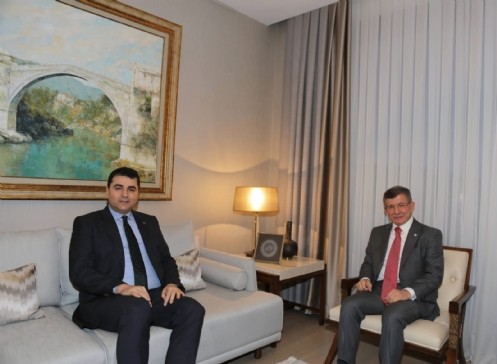 Ahmet Davutoğlu, Gültekin Uysal İle Bir Araya Geldi