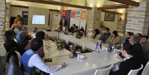 Oryantasyon Kursiyerleri Sertifikaları Aldılar