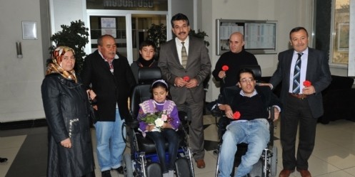 Anlamlı günde anlamlı iki hediye