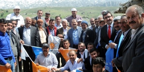 Ak Parti İl Başkanı Metin Doğan Mahalle Ziyaretinde