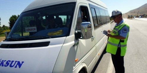 Trafik ve yolcu kontrolü 