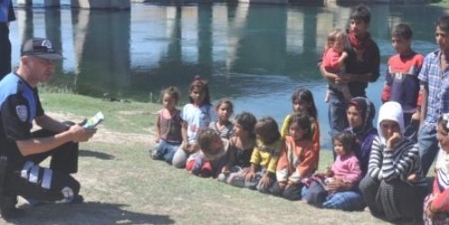 Polisten Boğulmalara Karşı Uygulamalı Eğitim