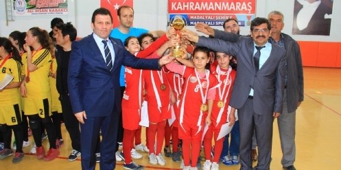 Hentbol Küçüklerde, İl Birinciliği Sonuçlandı
