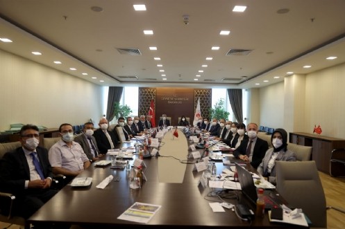 İstiklal Üniversitesi İçin Müjdeyi Başkan Güngör Verdi