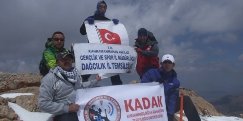 Dünya çocukları için Ulusal Egemenlik tırmanışı