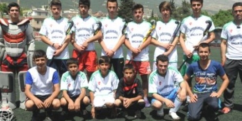 Kırık Malzemeleri Onarıp Şampiyon Oldular