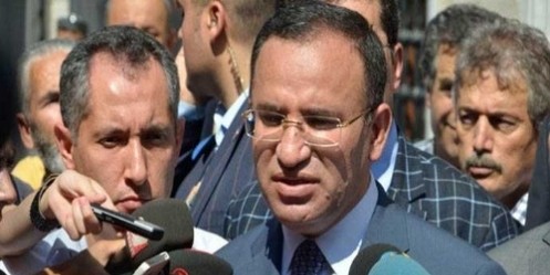 Nevşehir`de Bekir Bozdağ`a Saldıran Kişi Darp Edildi
