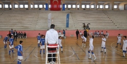 Voleybol Turnuvası Başladı