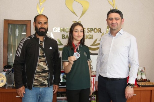 Nisa Ermeydan Milli Takımla Balkan Karate Şampiyonasında!