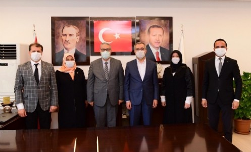 Bizim İmkansızlık Gibi Bir Sorunumuz Yok
