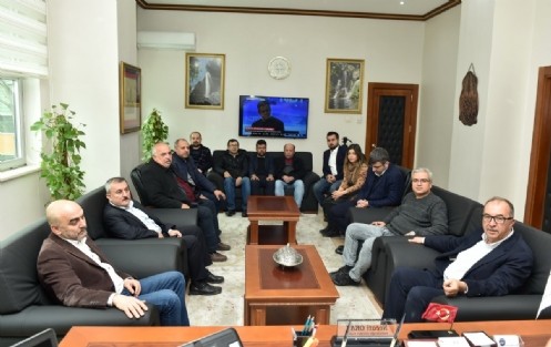 Başkan Çuhadar: Okay Başkanımızın yolu açık olsun