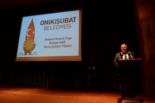 Onikişubat Belediyesi 200 Aileyi Konut Sahibi Yapıyor