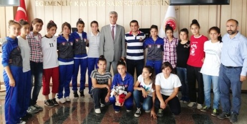 Yıldız Kızlar Özsoy