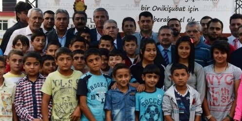 Gençlerimizin hizmetinde olmak bizler için onur vesilesi
