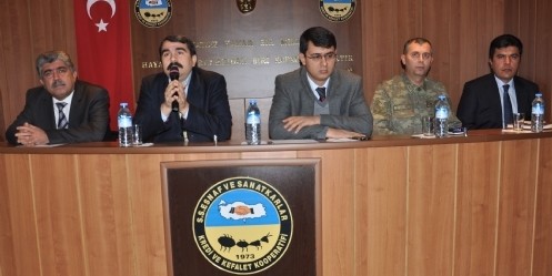 Türkoğlu`nda seçim güvenliği için tedbir toplantısı