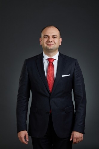 DEVA Partisi Gençlik Politikaları Başkanı Doğa Şanlıoğlu:
Yetişkin İşsizler İşe, Çocuk İşçiler Okula!
