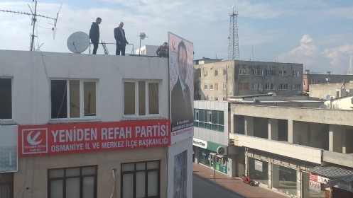 Yeniden Refah Partisi ışıklı Tabelaya kavuştu