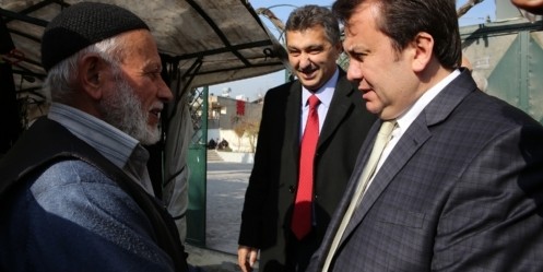 Erkoç, Esnaf sohbetlerini sürdürüyor