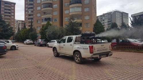 Onikişubat İlçesinin Sitelerine Dezenfekte Yapılıyor