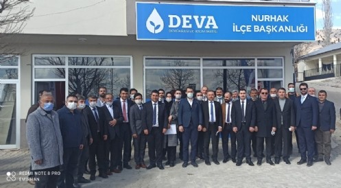 Deva Partisi İlçe Kongrelerine Hız Kesmeden Devam Ediyor