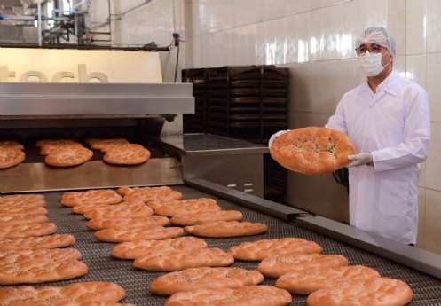 İhtiyaç Sahiplerine Ücretsiz Ekmek 