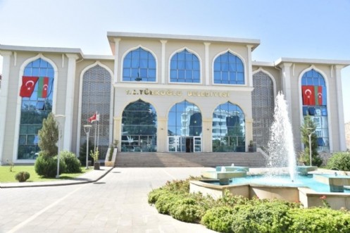 Türkoğlu`nda, Azerbaycan ve Türk Bayrağı Birlikte Dalgalanıyor